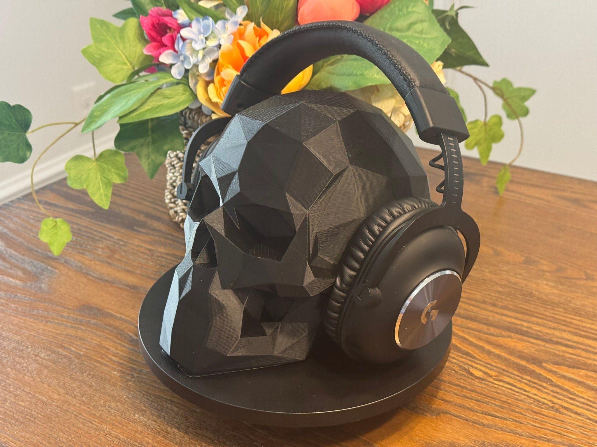 3D Printed Low Poly Skull Headset Stand: PLA Bioplastic by Pencil Short Designs LLC