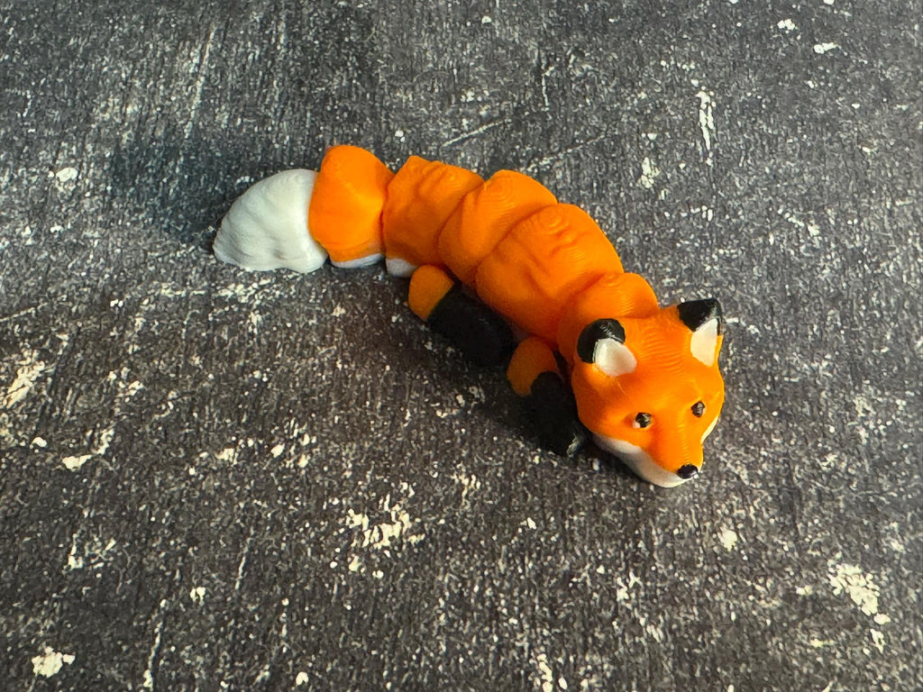 3D Printed Articulated Red Fox with Cubs: Poseable PLA Decor by Pencil Short Designs LLC