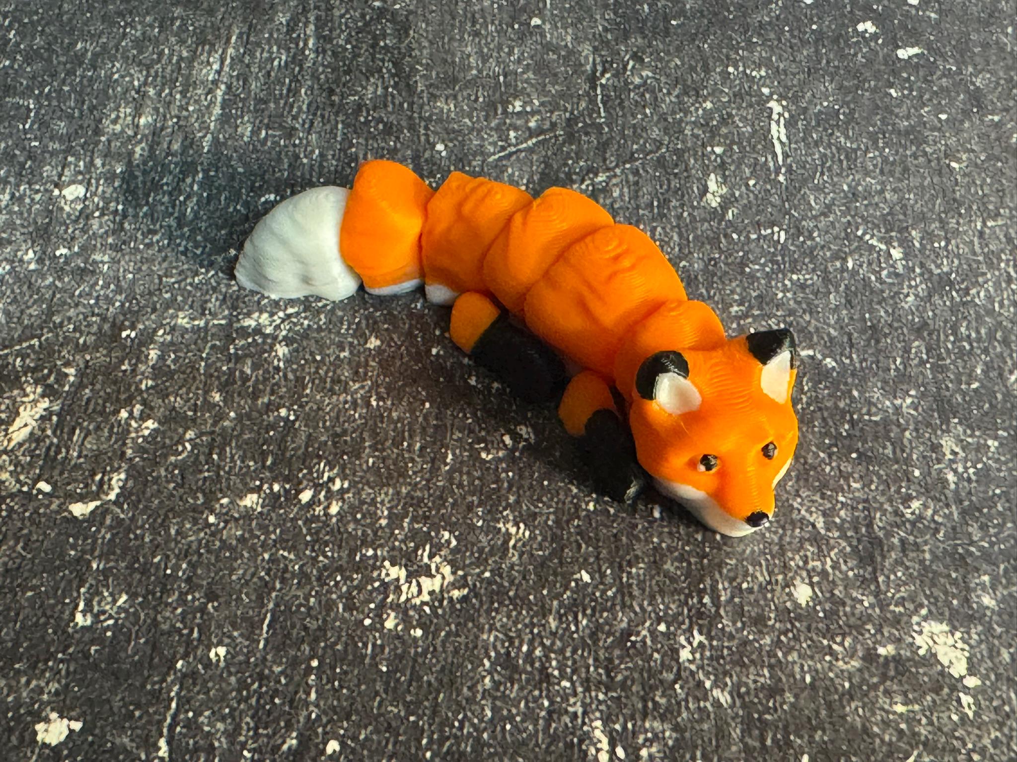 3D Printed Articulated Red Fox with Cubs: Poseable PLA Decor by Pencil Short Designs LLC