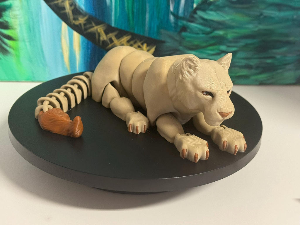 3D Printed Articulated Lion and Lioness: Eco-Friendly PLA Decor by Pencil Short Designs LLC